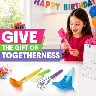 Crayola Kidchen™ Kut & Prep Set, 2-Piece Kitchen Prep Set with Kutnup™ Safety Knife & Silicone Cutting Mat